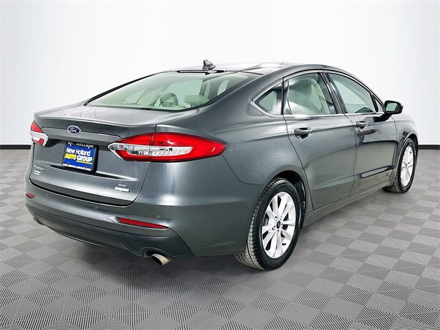 Certified 2019 Ford Fusion SE image 5