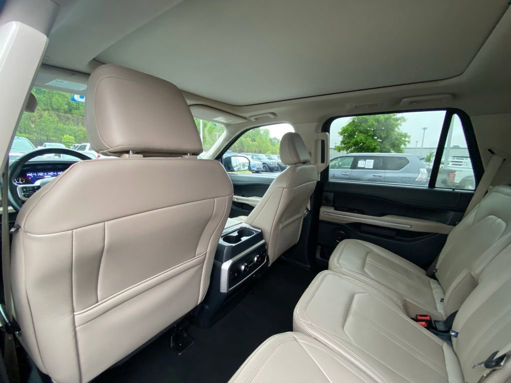 Certified 2024 Ford Expedition Limited AWD/4WD image 23