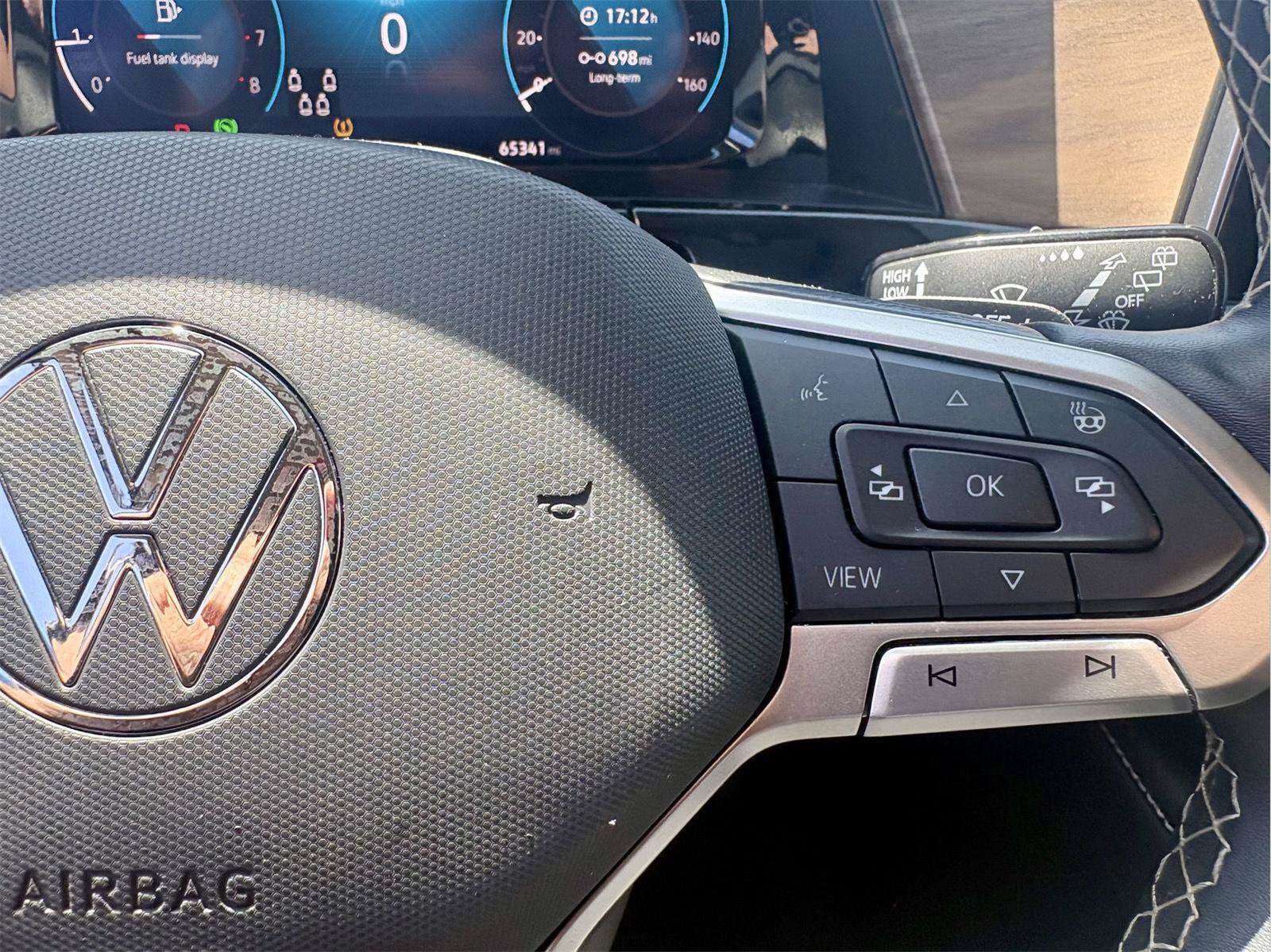 Used 2024 Volkswagen Atlas SE FWD image 17