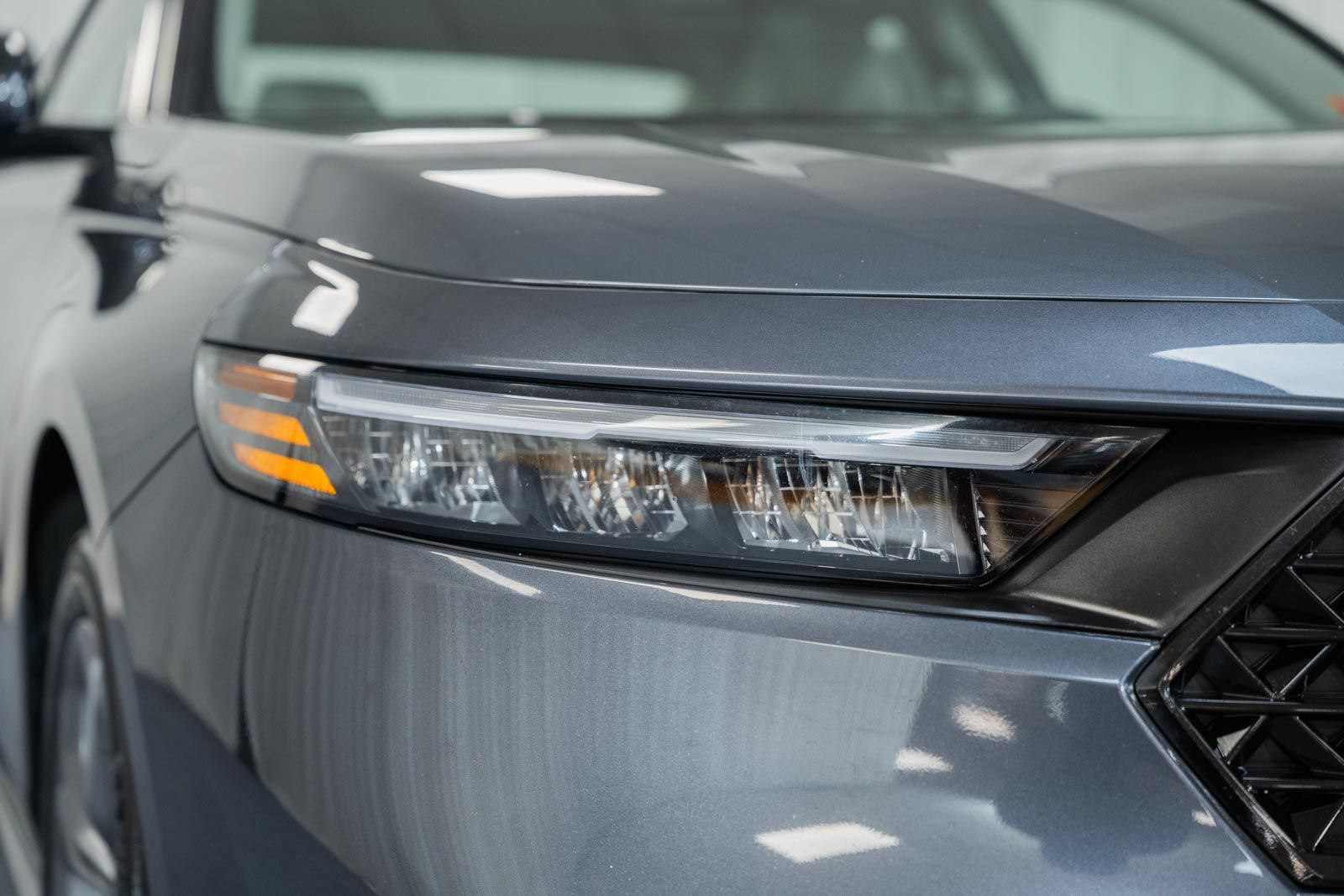 Used 2024 Honda Accord EX image 9