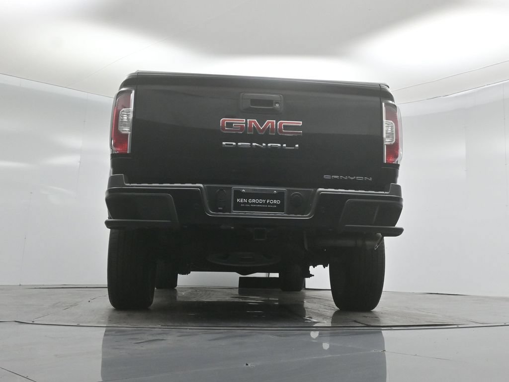 Used 2022 GMC Canyon Denali AWD/4WD image 47