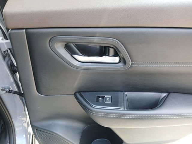 Used 2023 Nissan Rogue SL AWD/4WD image 42