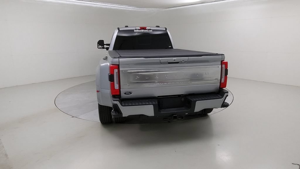 Certified 2024 Ford F350 Platinum AWD/4WD image 9