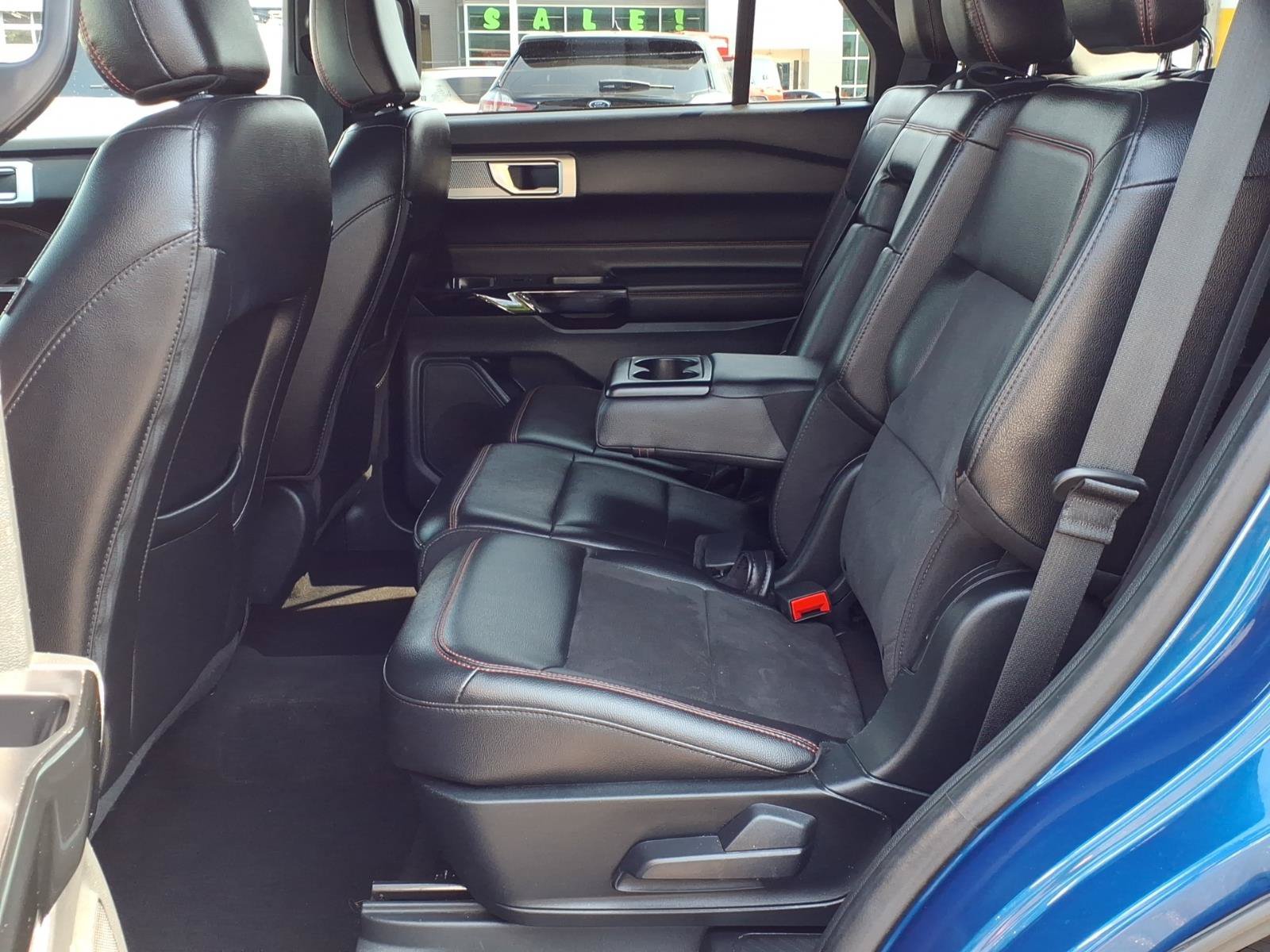 Certified 2023 Ford Explorer ST-Line w/ Class IV Trailer Tow Package AWD/4WD image 9