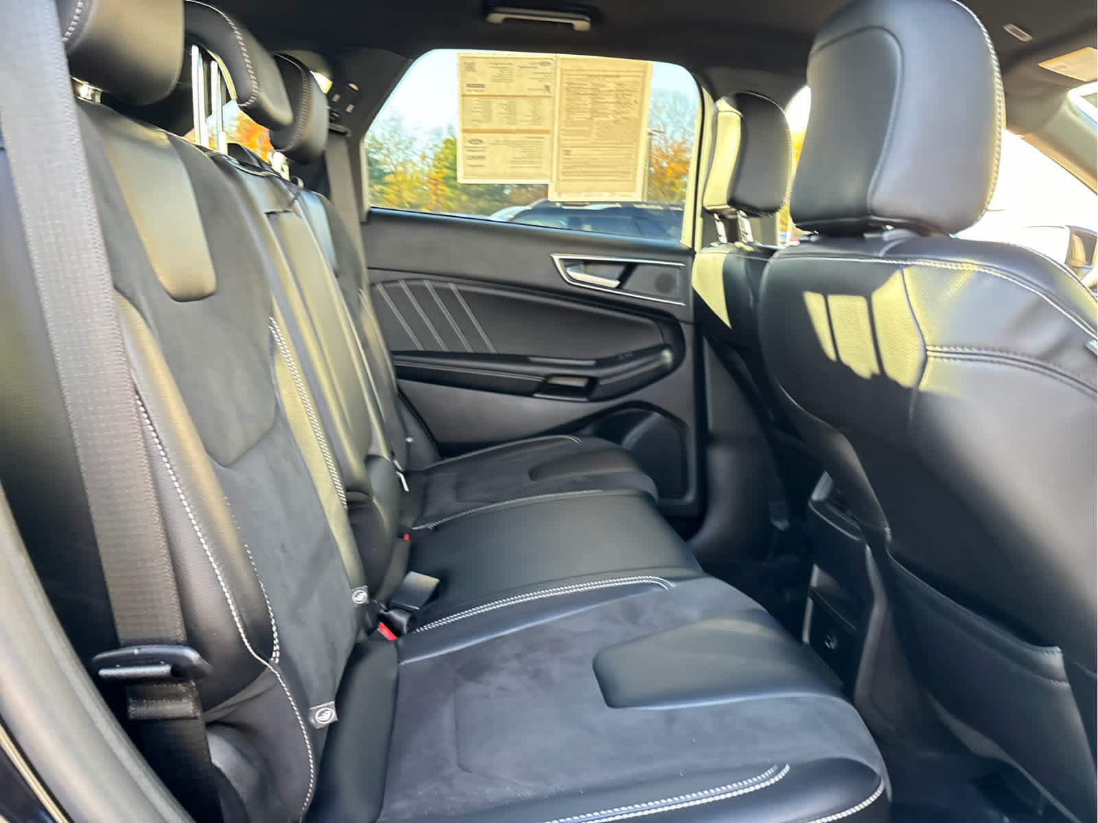 Certified 2022 Ford Edge ST image 30