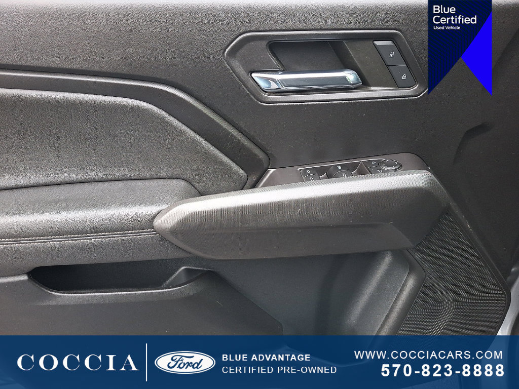 Used 2023 Chevrolet Colorado LT AWD/4WD image 12