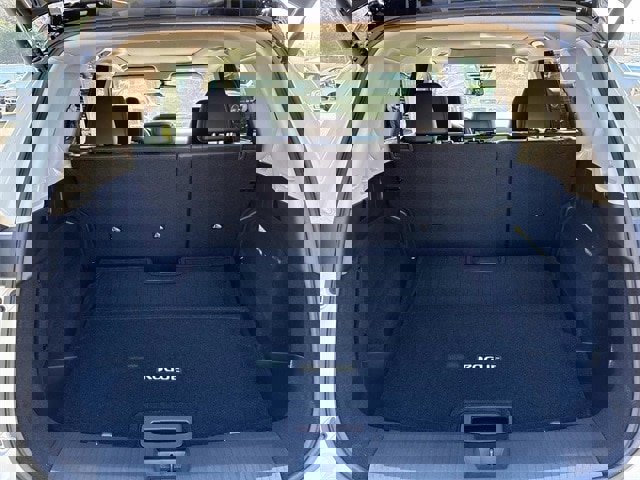 Used 2024 Nissan Rogue Platinum w/ Platinum Premium Package image 13