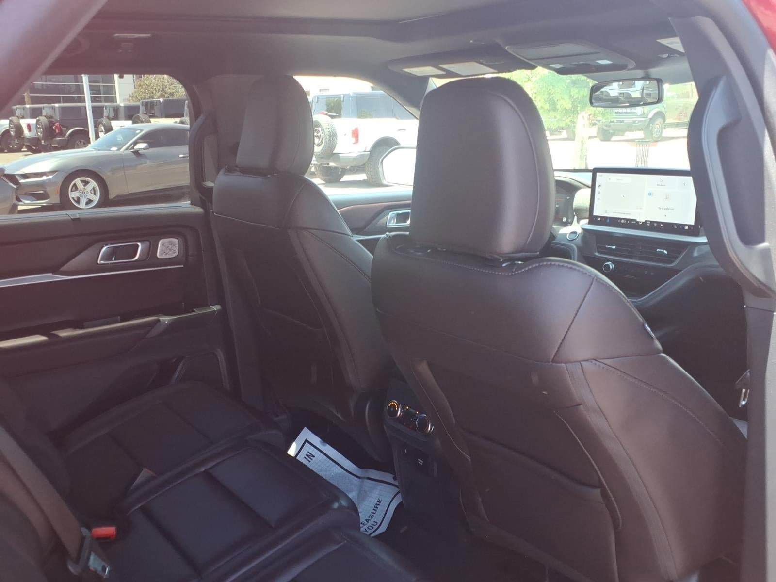 Certified 2025 Ford Explorer Platinum AWD/4WD image 13