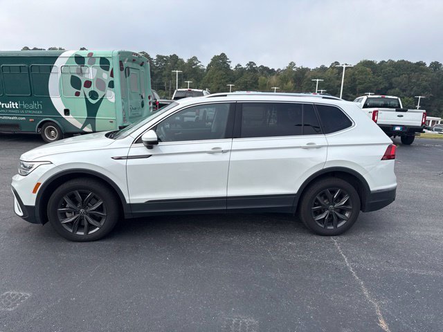 Used 2023 Volkswagen Tiguan SE FWD image 8