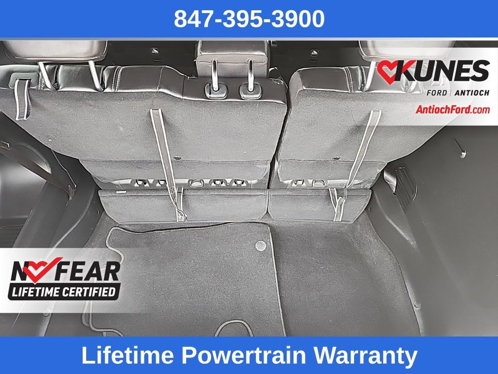 Used 2025 Chrysler Pacifica Select FWD image 36