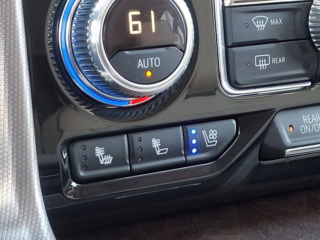 Used 2023 GMC Yukon XL Denali w/ LPO, Floor Liner Package AWD/4WD image 25