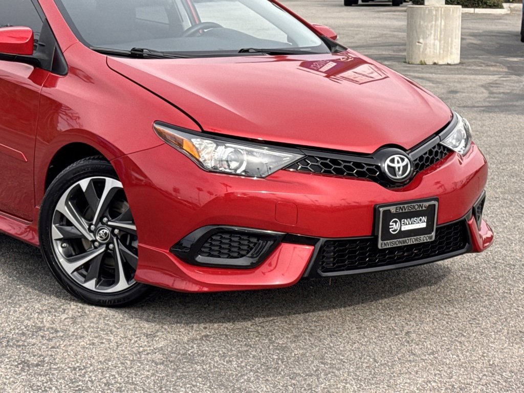 Used 2017 Toyota Corolla iM image 3