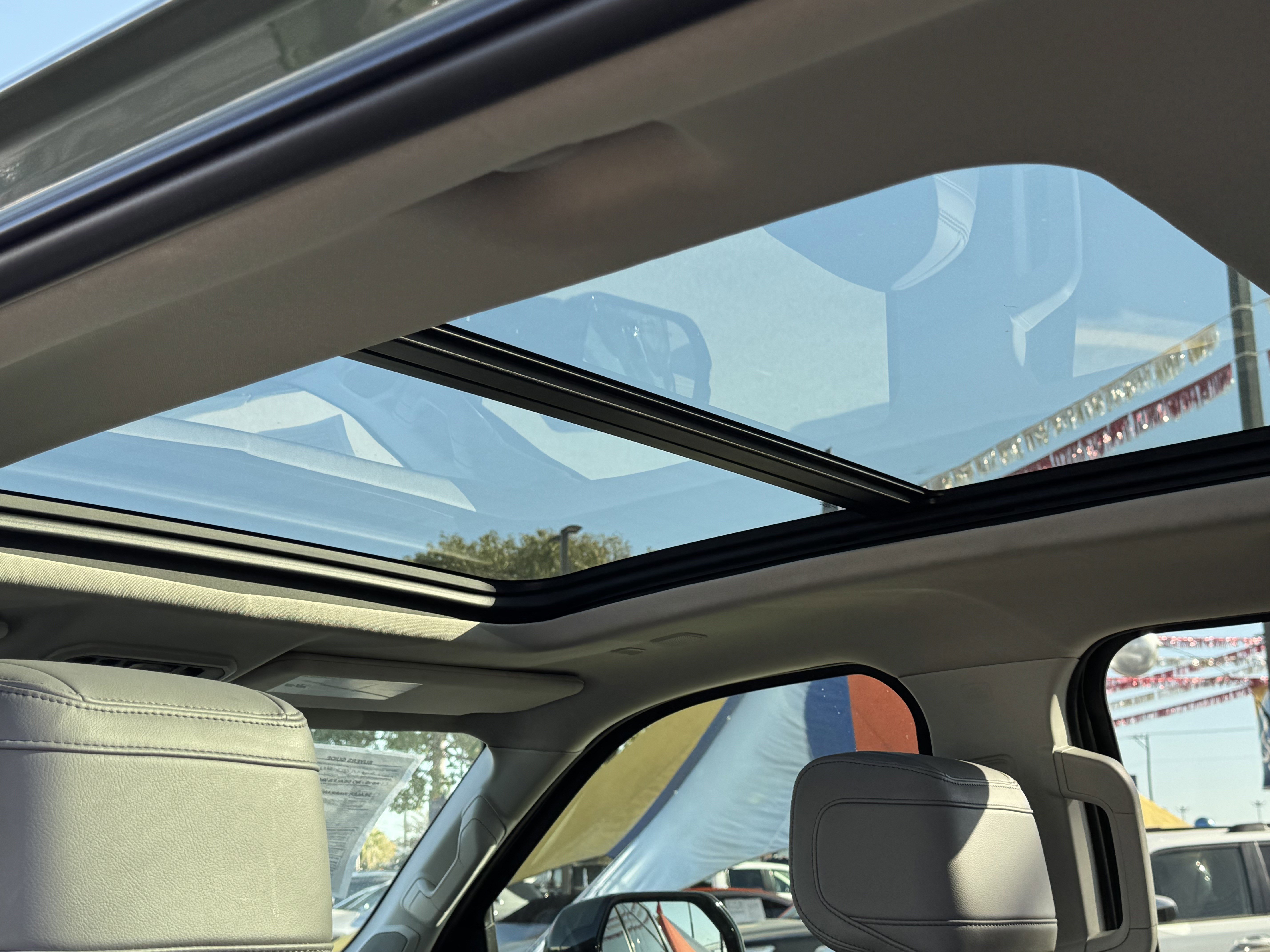 Used 2023 Toyota Tundra Limited image 14