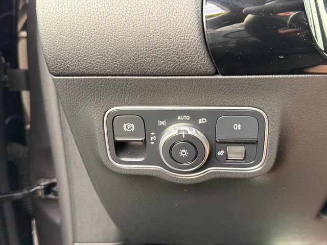 Used 2023 Mercedes-Benz GLA 250 image 18