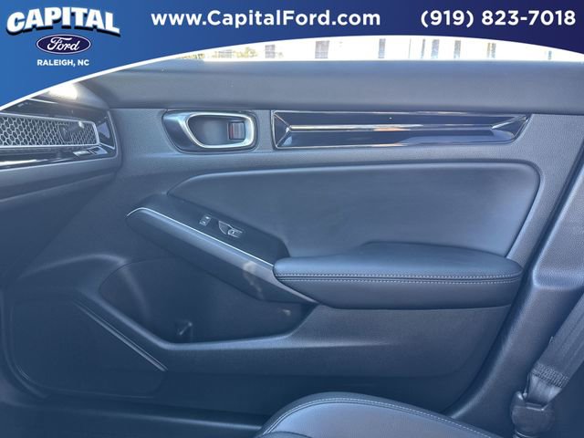 Used 2025 Honda Civic Sport image 28