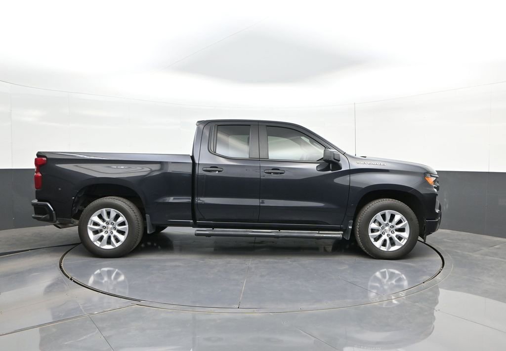 Used 2022 Chevrolet Silverado 1500 Custom RWD image 22
