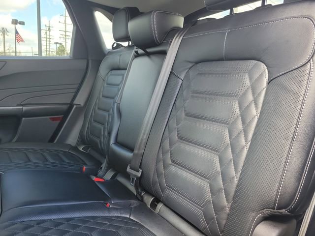 Certified 2024 Ford Escape Platinum w/ Premium Technology Package AWD/4WD image 29