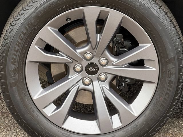 Certified 2025 Ford Explorer Active w/ Active Comfort Package AWD/4WD image 16