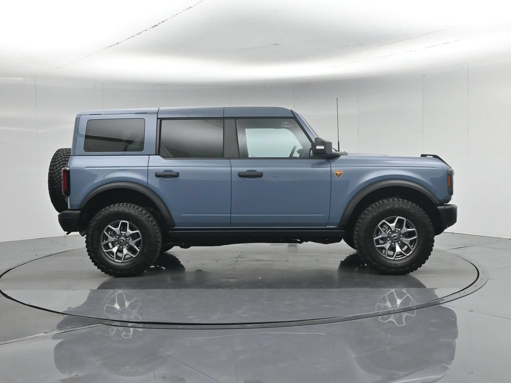 Certified 2025 Ford Bronco Badlands AWD/4WD image 28