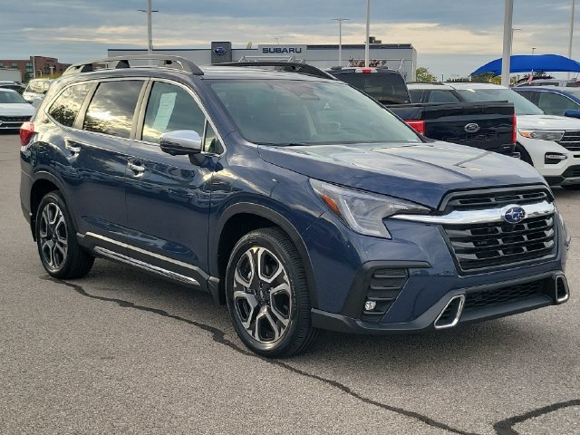 Used 2023 Subaru Ascent Touring AWD/4WD image 7