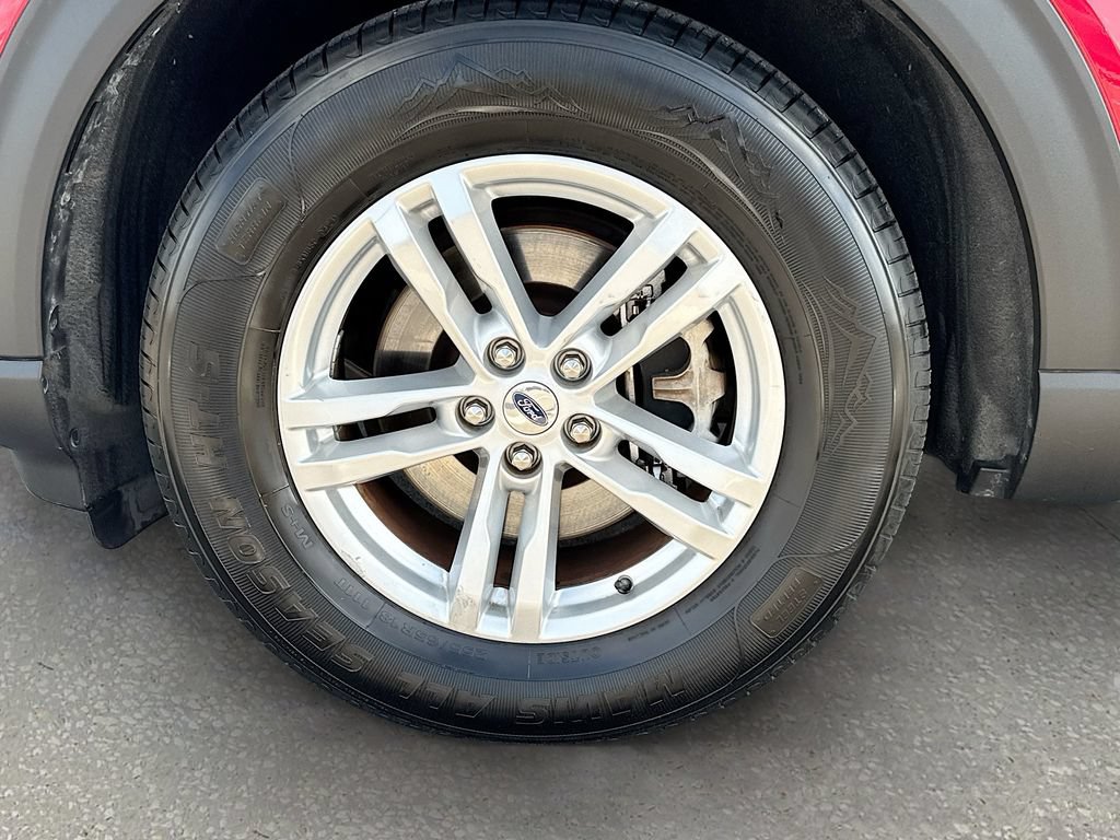Certified 2020 Ford Explorer XLT RWD image 30
