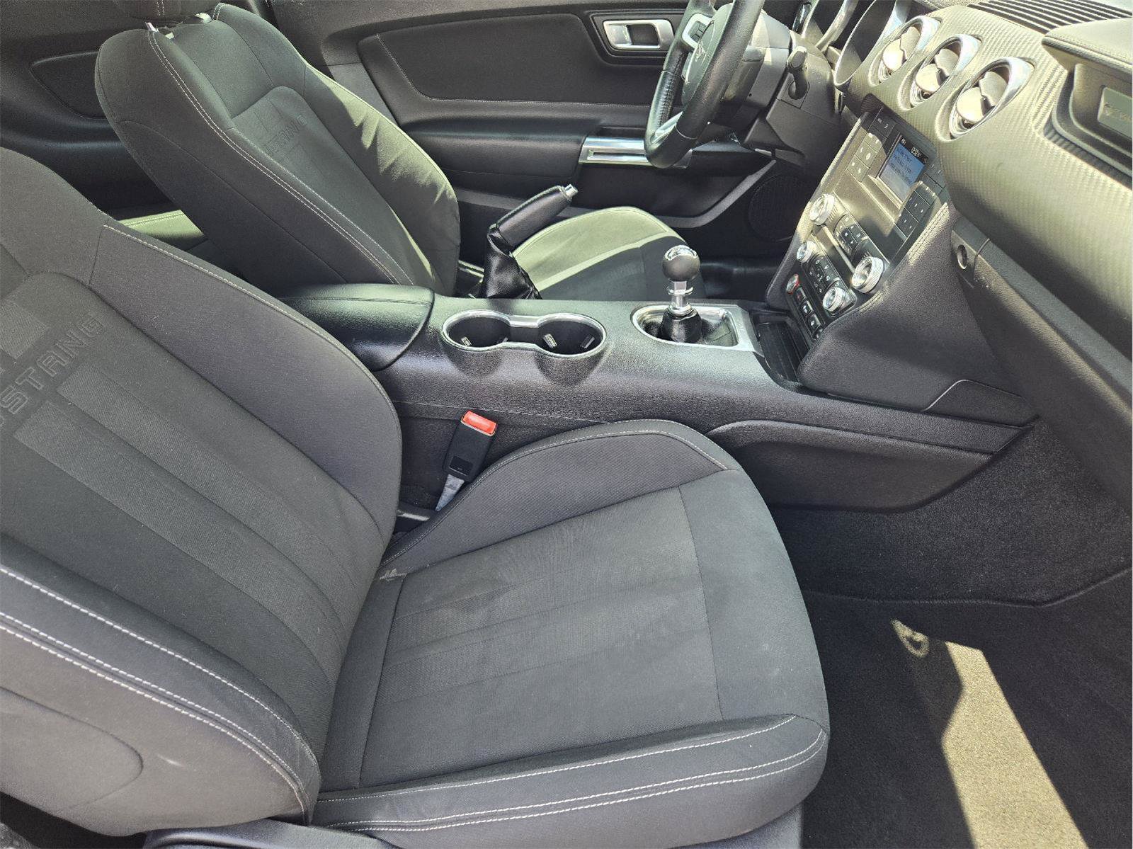 Certified 2019 Ford Mustang Coupe RWD image 13
