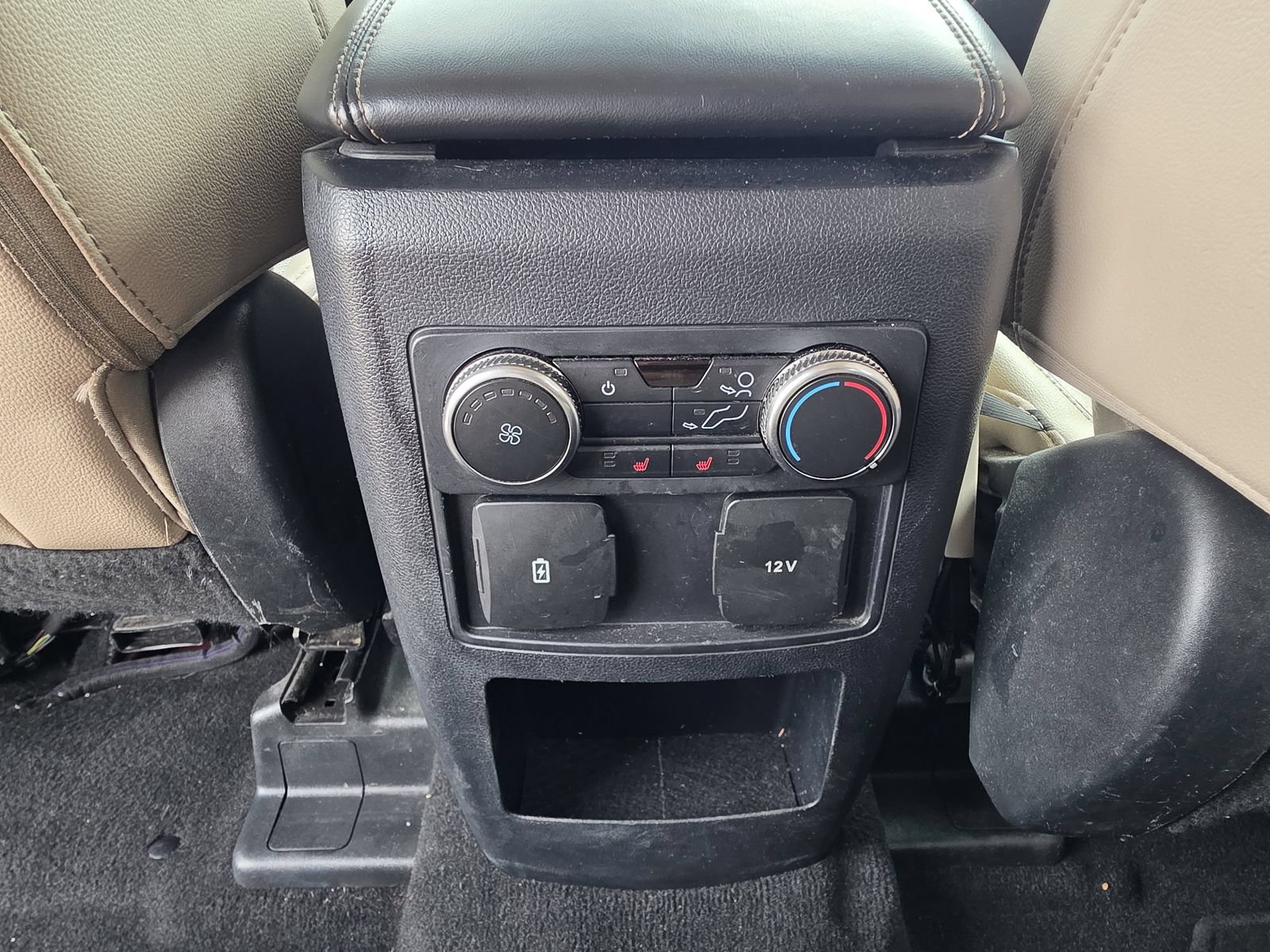 Certified 2021 Ford Explorer Limited RWD image 27