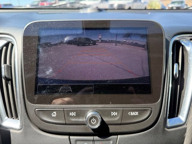 Used 2021 Chevrolet Malibu LT FWD image 24