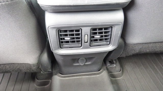 Used 2020 Toyota RAV4 LE image 16