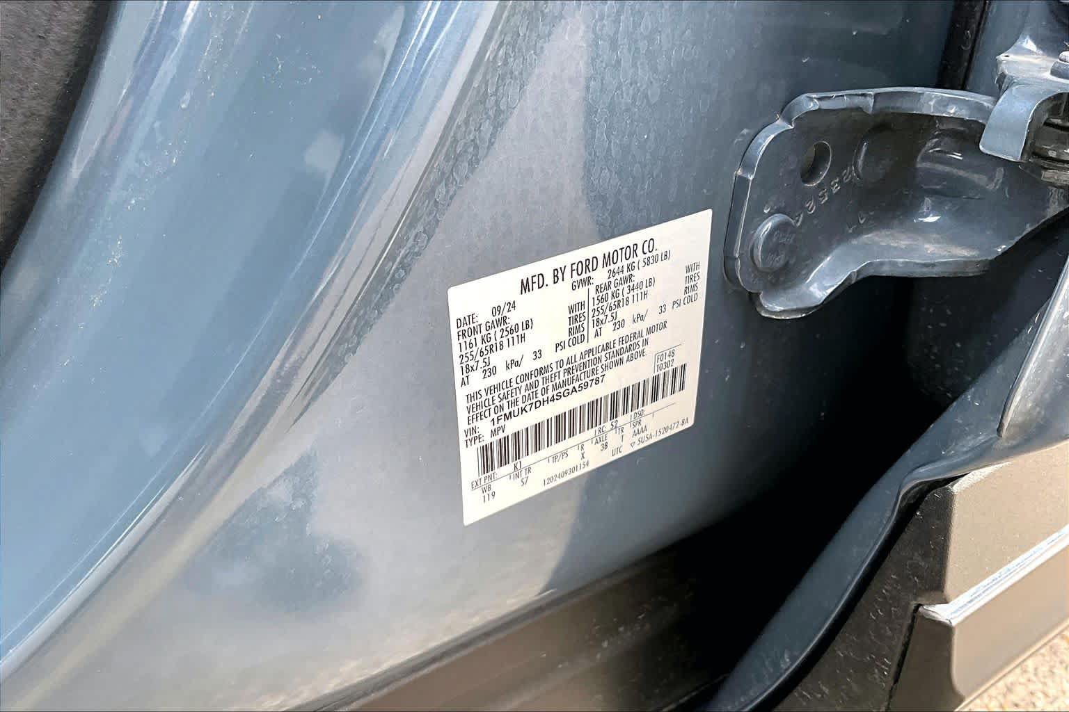Certified 2025 Ford Explorer Active w/ Active Comfort Package RWD image 34