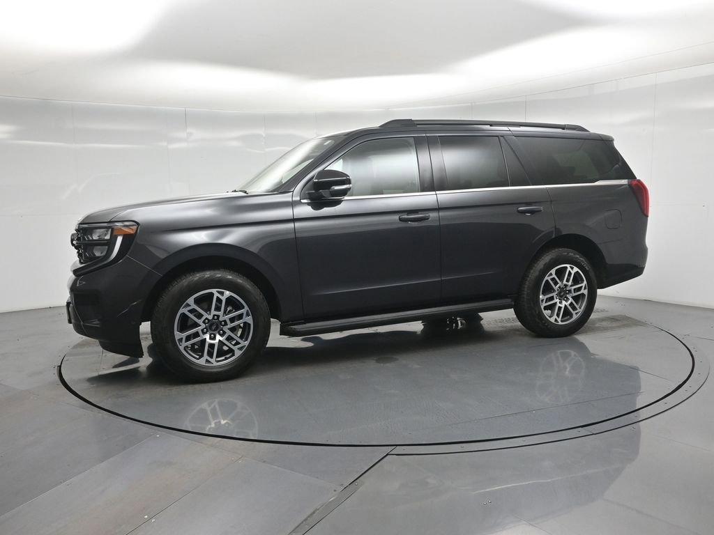 Certified 2025 Ford Expedition Active AWD/4WD image 30
