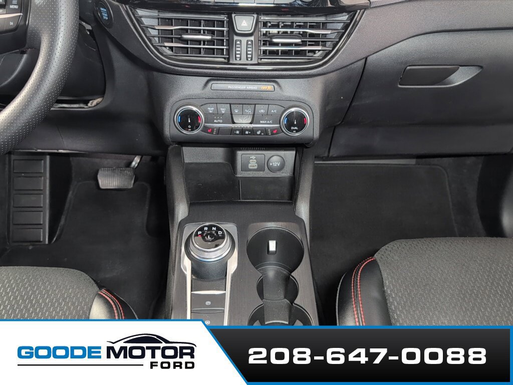 Certified 2025 Ford Escape ST-Line Select AWD/4WD image 17