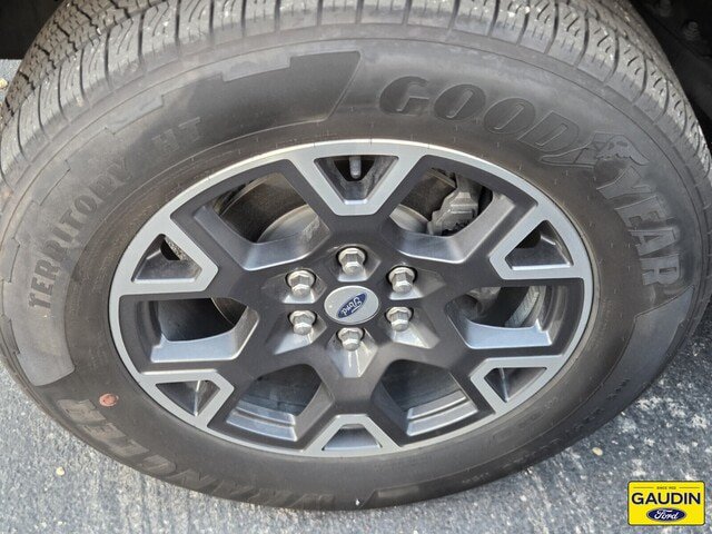 Certified 2024 Ford F150 STX RWD image 3