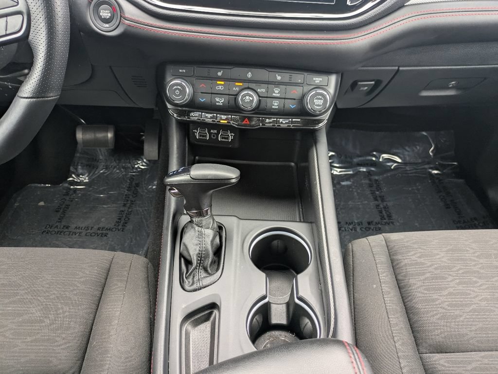 Used 2025 Dodge Durango GT w/ Blacktop Package RWD image 19
