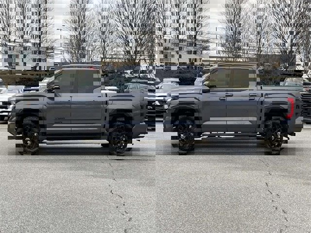 Used 2024 Toyota Tundra Limited image 2