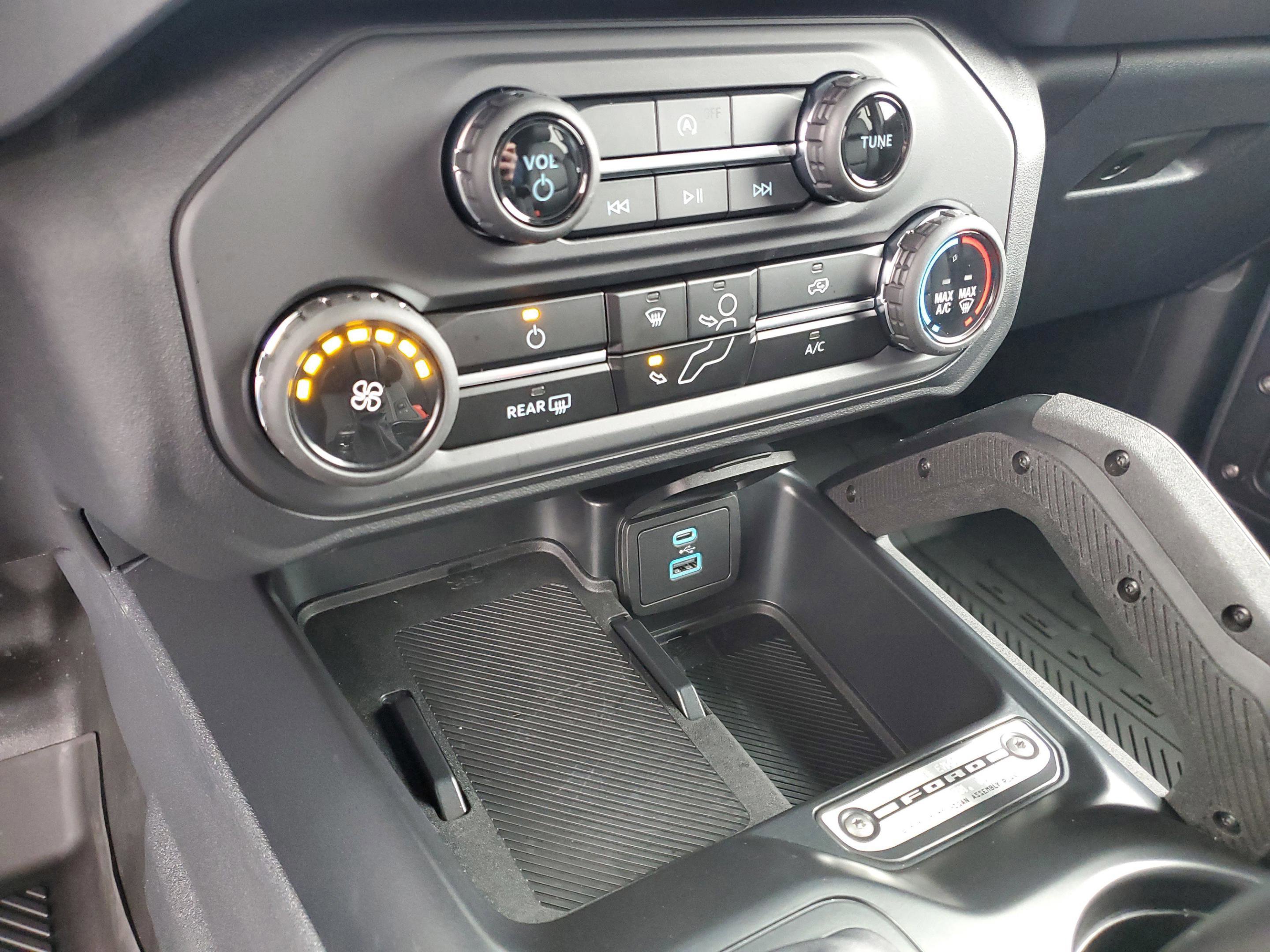 Certified 2025 Ford Bronco Badlands image 26