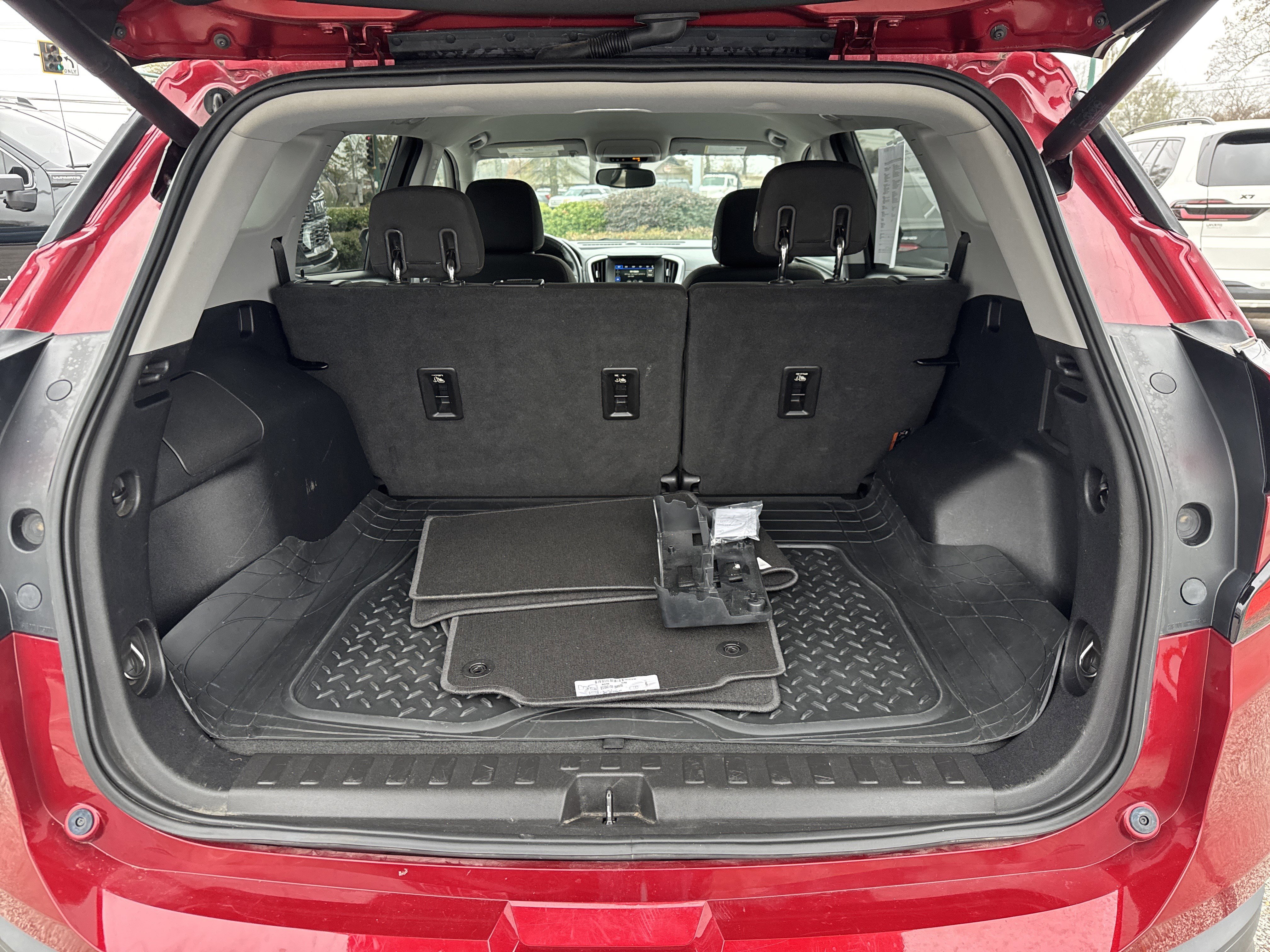 Used 2019 GMC Terrain SLE w/ Driver Convenience Package image 13