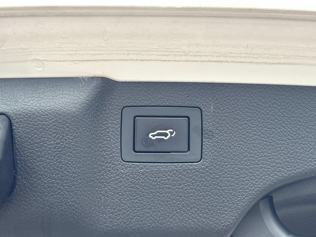 Used 2019 Hyundai Santa Fe XL FWD image 13