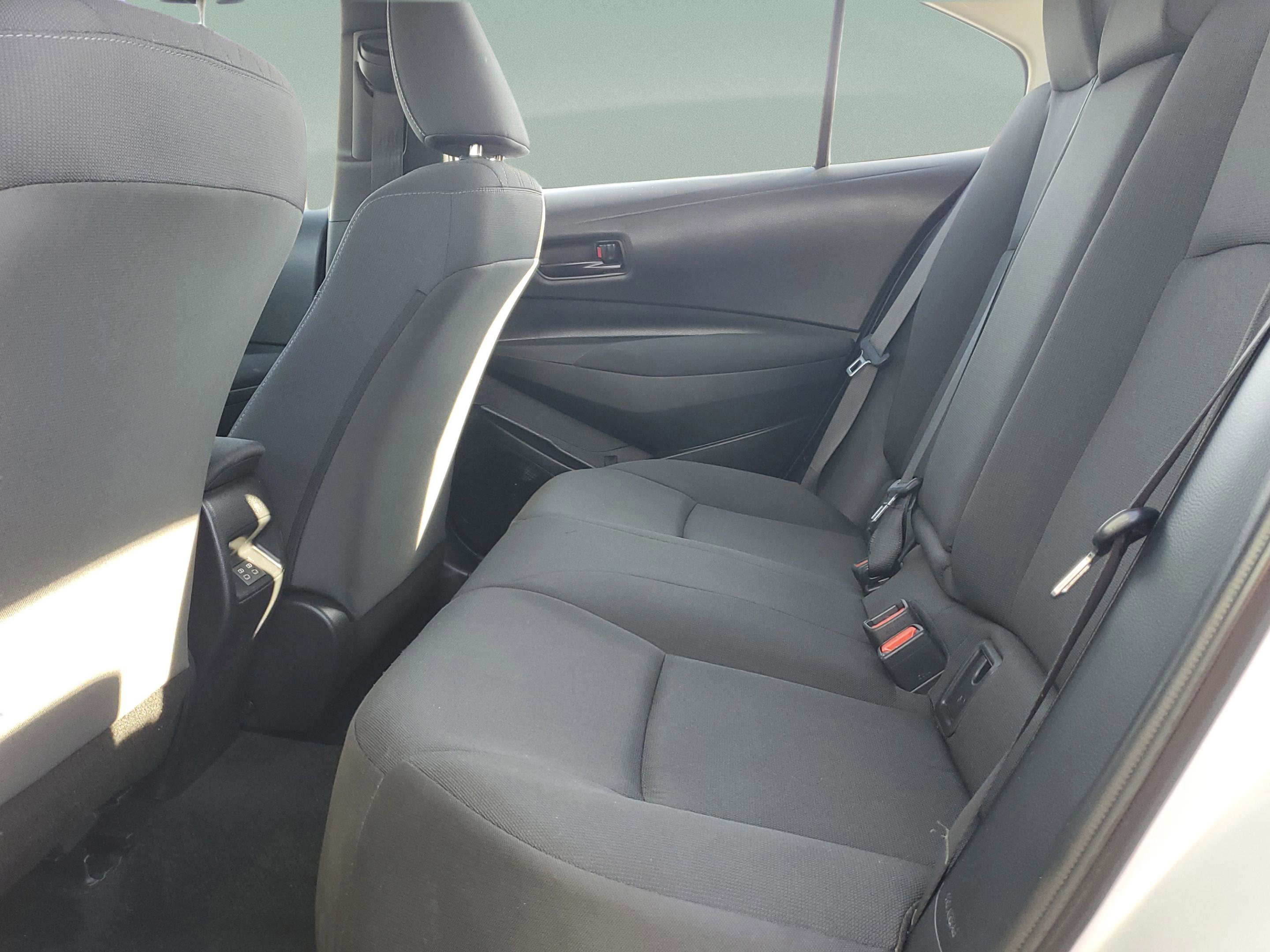 Used 2023 Toyota Corolla LE FWD image 8