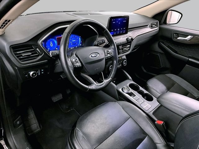 Certified 2020 Ford Escape Titanium AWD/4WD image 12