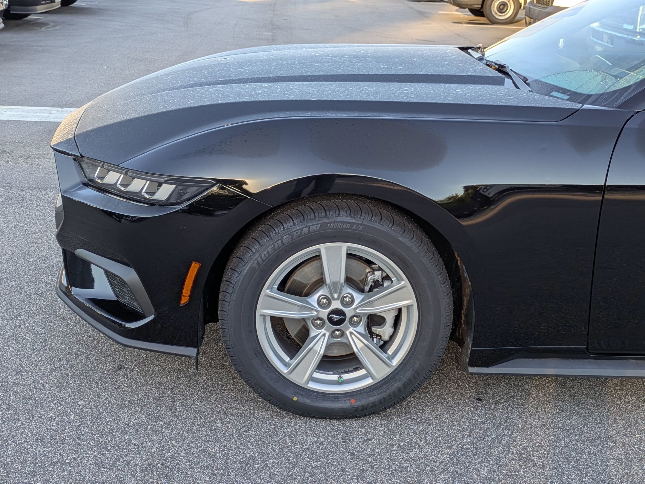 Certified 2024 Ford Mustang Coupe image 11