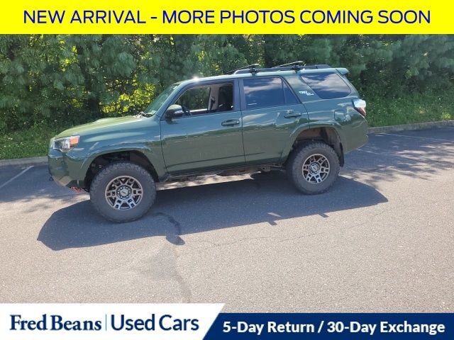 Used 2022 Toyota 4Runner TRD Off-Road Premium AWD/4WD image 7