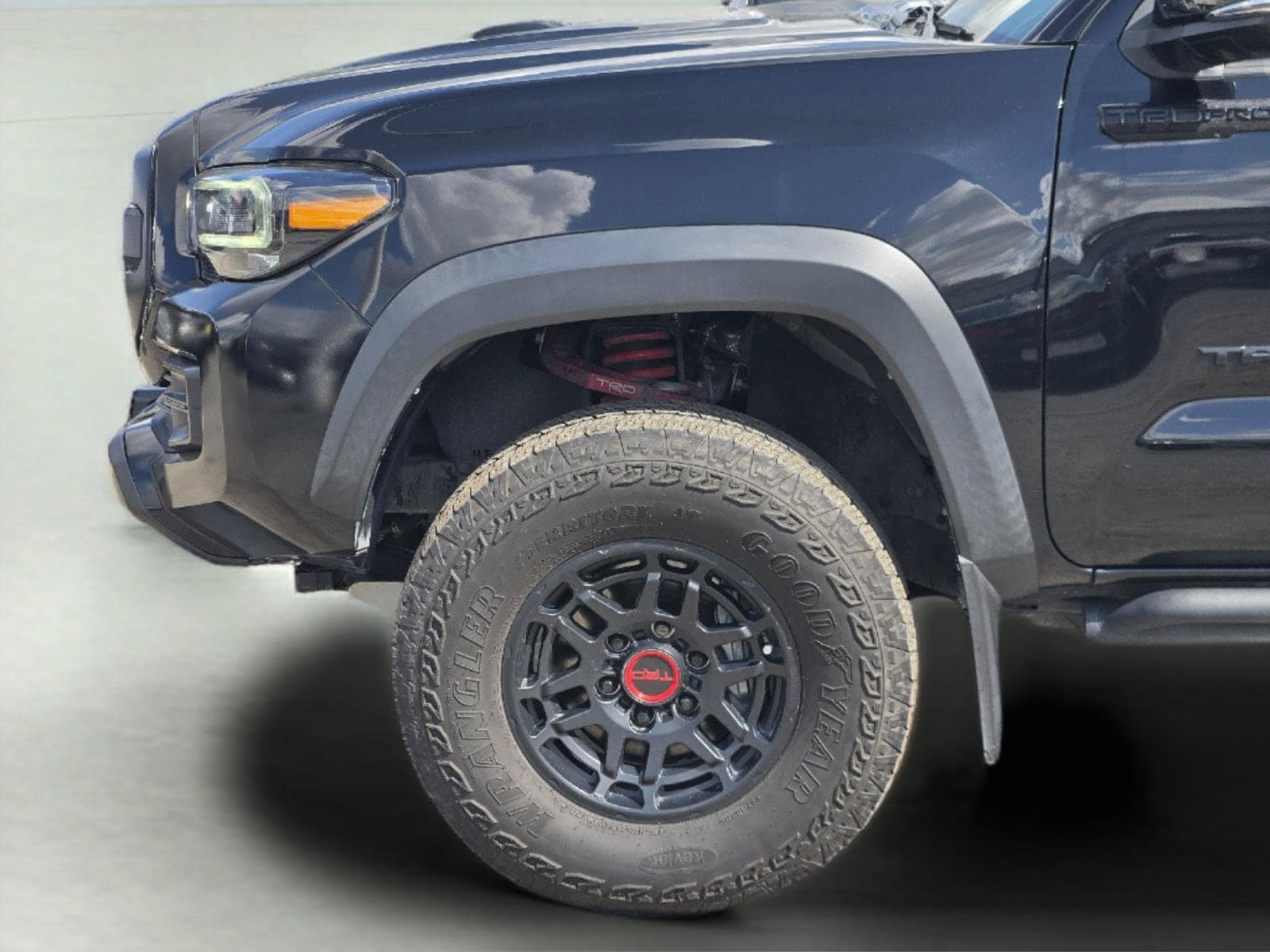 Used 2022 Toyota Tacoma TRD Pro AWD/4WD image 8