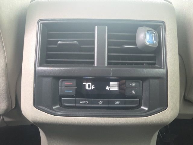 Used 2022 Volkswagen Atlas SEL image 18