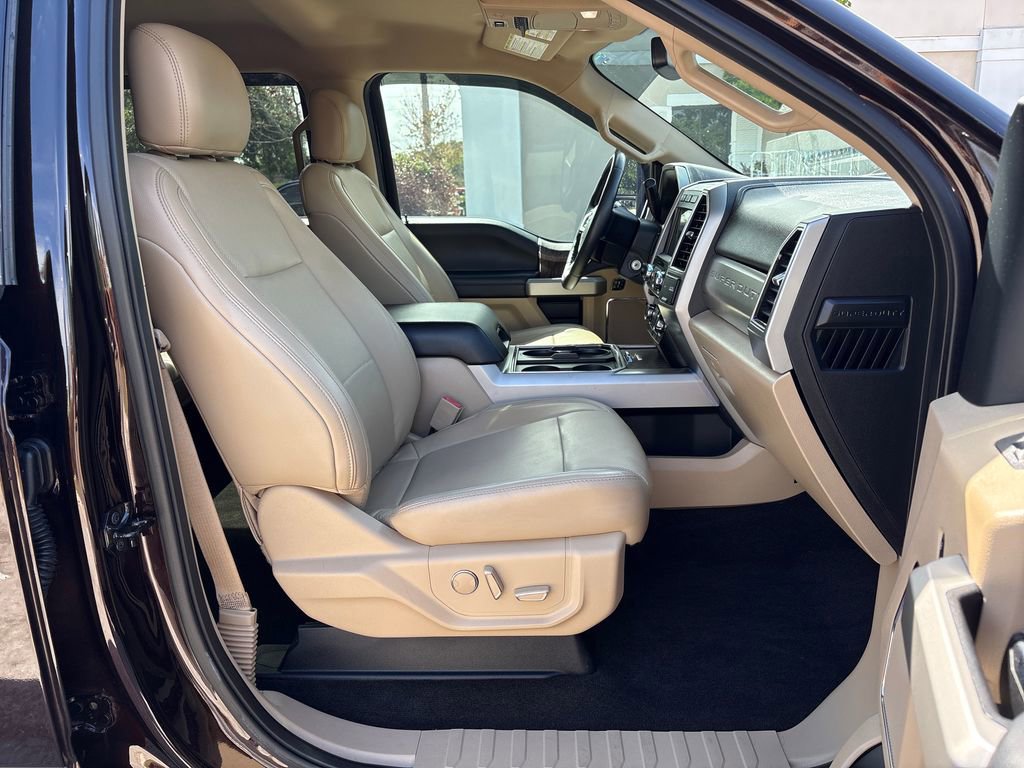 Certified 2018 Ford F250 Lariat w/ Chrome Package image 12