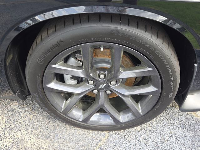 Used 2023 Dodge Challenger R/T w/ Blacktop Package image 9