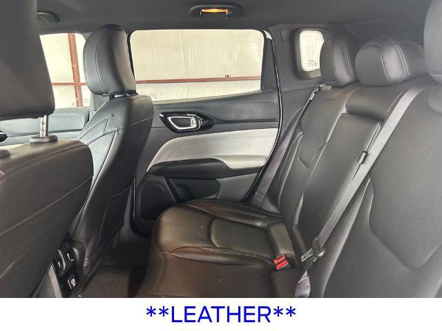 Used 2025 Jeep Compass Limited AWD/4WD image 17