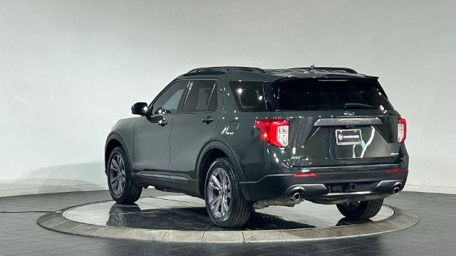 Certified 2021 Ford Explorer XLT w/ Equipment Group 202A AWD/4WD image 7