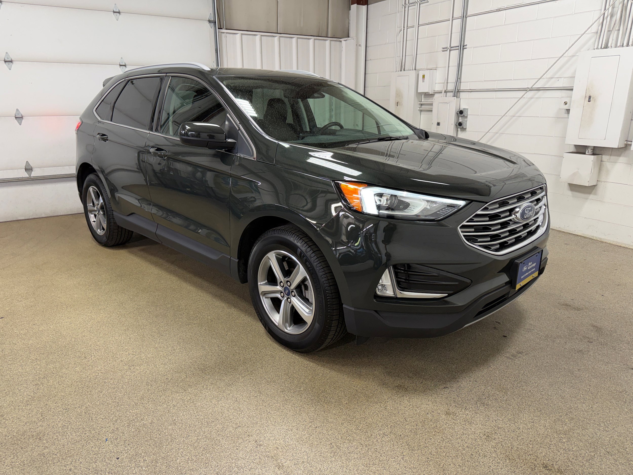 Certified 2022 Ford Edge SEL w/ Convenience Package AWD/4WD image 5