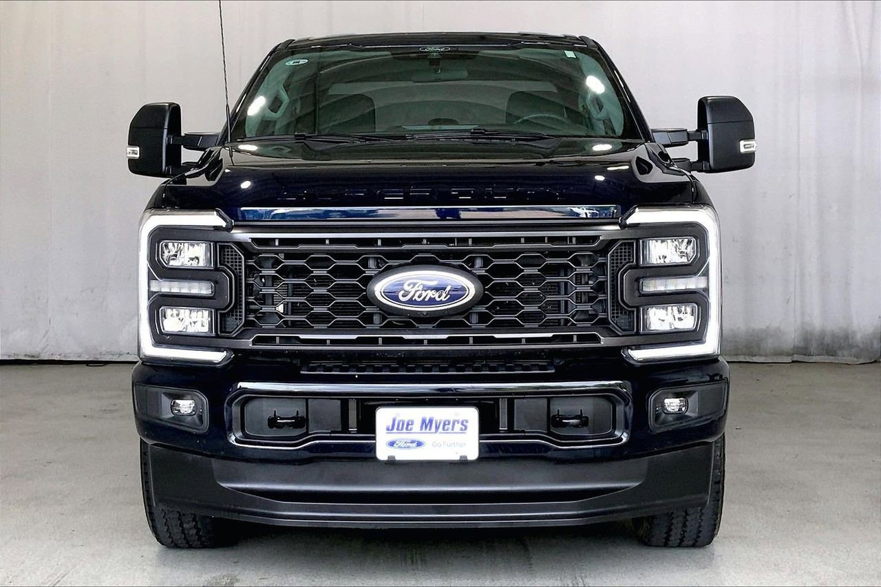 Certified 2025 Ford F250 XL w/ STX Appearance Package AWD/4WD image 2